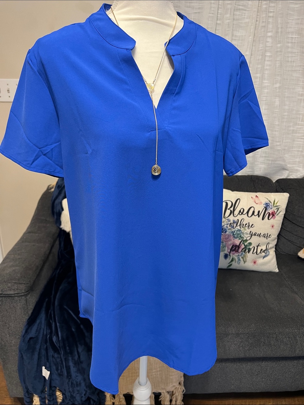 Women’s Royal Blue Short Sleeve Mandarin-Neck Tunic
